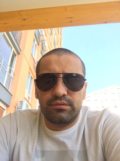  ,   Sergei, 42 ,   ,   