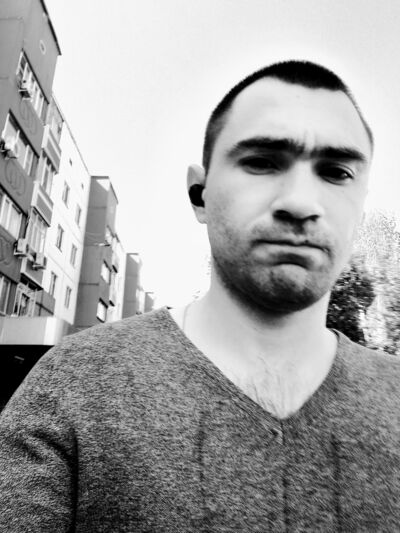  ,   Artem, 31 ,   ,   , c 