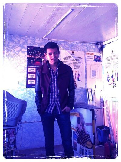  ,   Jakhongir, 29 ,   