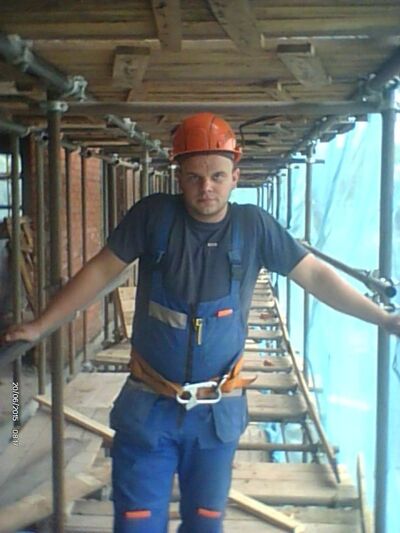  ,   Sasha, 37 ,   