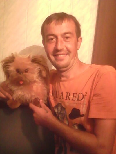  ,   Cornel, 42 ,   