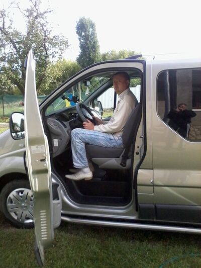  ,   Viktor, 40 ,   ,   , c , 