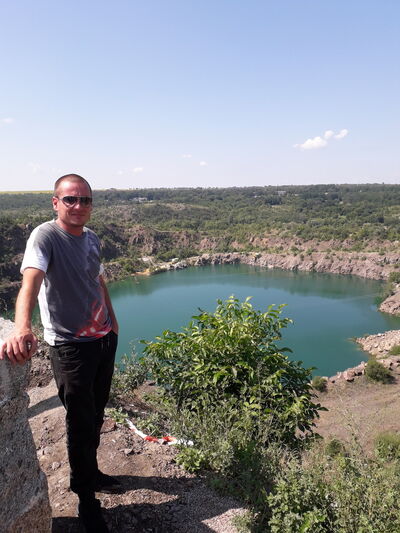  ,   Denis, 37 ,   ,   , c 