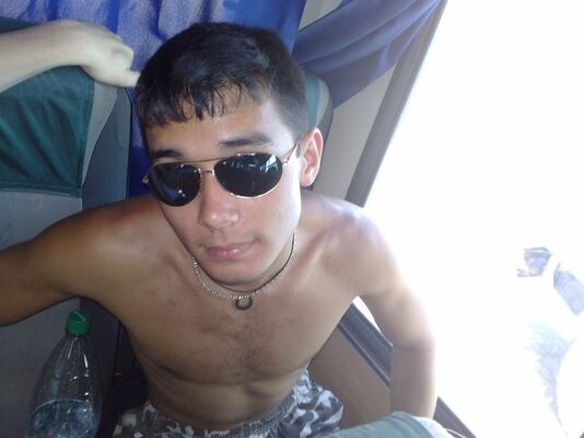  ,   Vitalii, 36 ,  