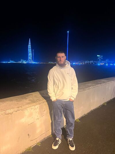  ,   Ali, 34 ,   ,   