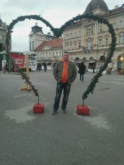  ,   Milos, 34 ,   , 