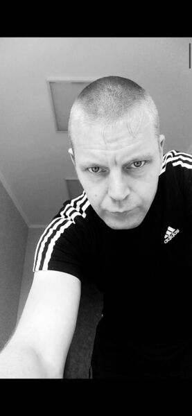  ,   Viktor, 38 ,   ,   