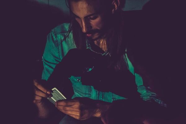  ,   Gio, 37 ,   