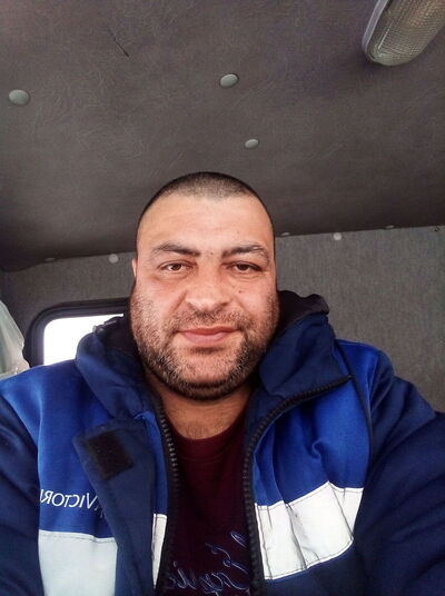  ,   Yura, 40 ,   ,   