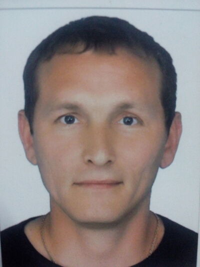  ,   Alex, 46 ,   