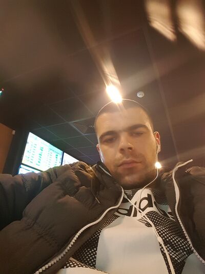  An Longfort,   Kristaps, 42 ,   