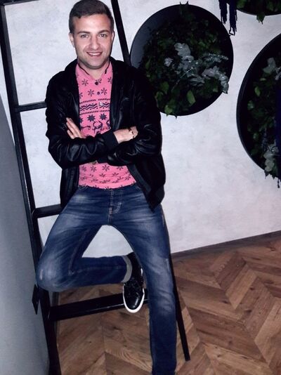  ,   Ivan, 34 ,   
