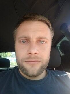  13325877  Dmitrii, 36 ,    