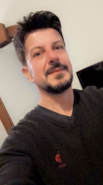  ,   Peter, 44 ,   ,   