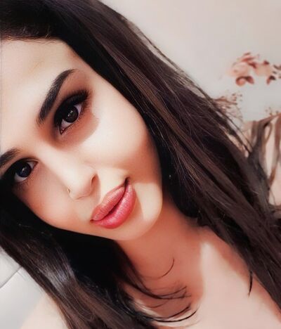  ,   LEYLA, 27 ,     