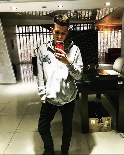  ,   Dima, 26 ,   ,   