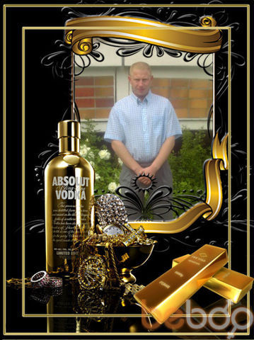  ,   Alex, 39 ,  