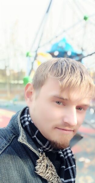  ,   Evgeny, 32 ,   ,   