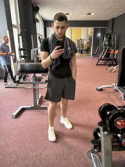  Frankfurt am Main,   Dorin, 22 ,   ,   