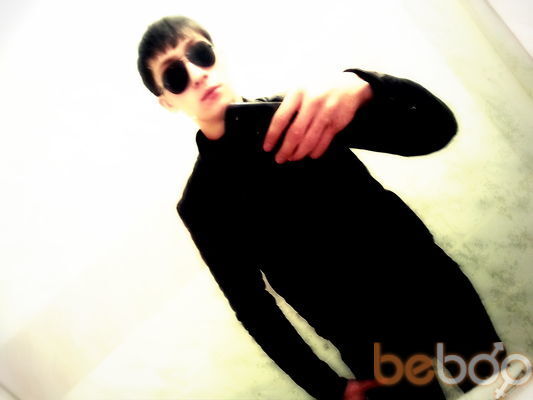  ,   Igor, 32 ,   