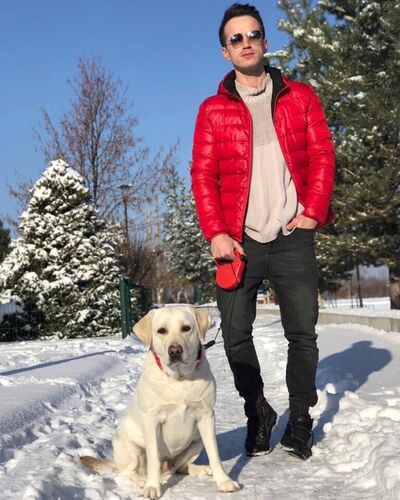  ,   Viktor, 31 ,   ,   , 