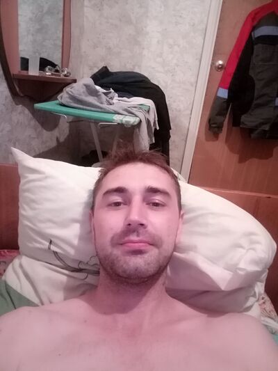  ,   Andy, 37 ,   ,   