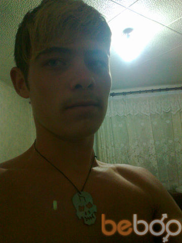  --,   GRisa, 32 ,   