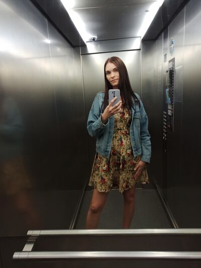  ,   Marina, 37 ,  