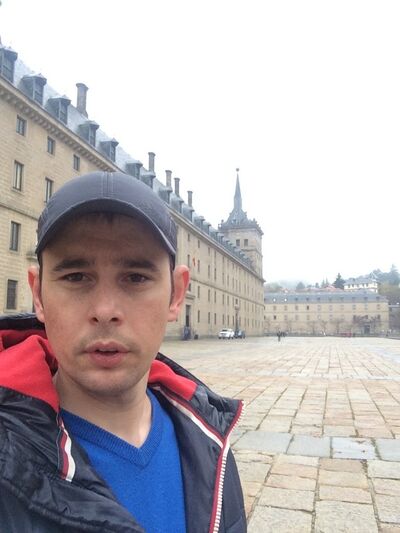  ,   London, 40 ,   