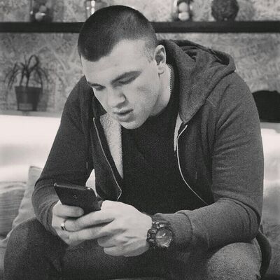  ,   Andrew, 28 ,   