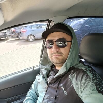  ,   Ruslan, 41 ,   ,   