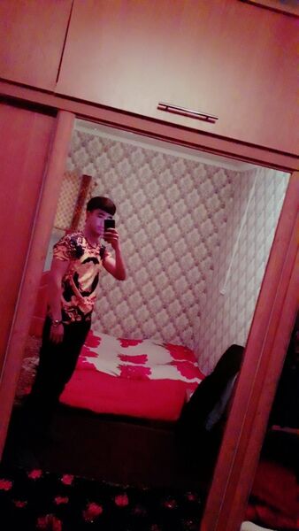  ,   Alex, 26 ,   ,   , c , 