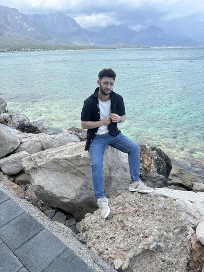  Kavaklidere,   Faruk, 25 ,   ,   