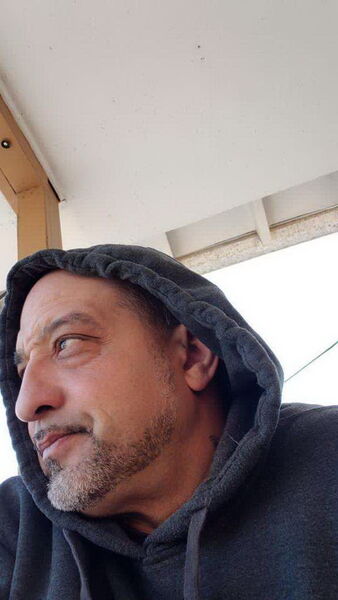  ,   Kosta, 61 ,  