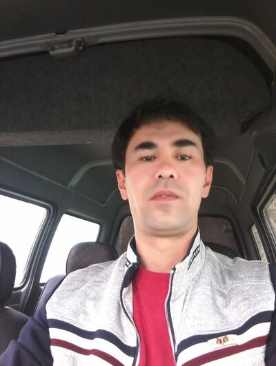  ,   Malik, 42 ,   ,   , c , 