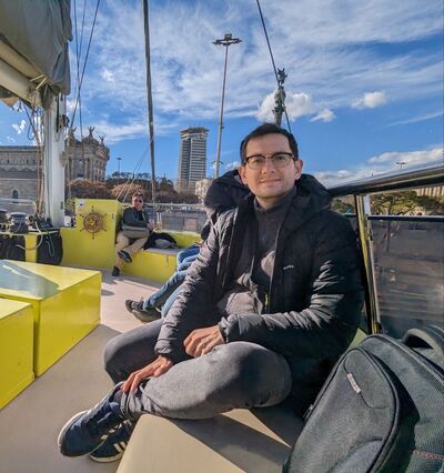  ,   Anton, 41 ,   ,   , c 