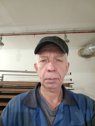  ,   Mihail, 55 ,   ,   