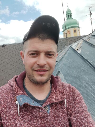  ,   Sergiu, 38 ,   ,   