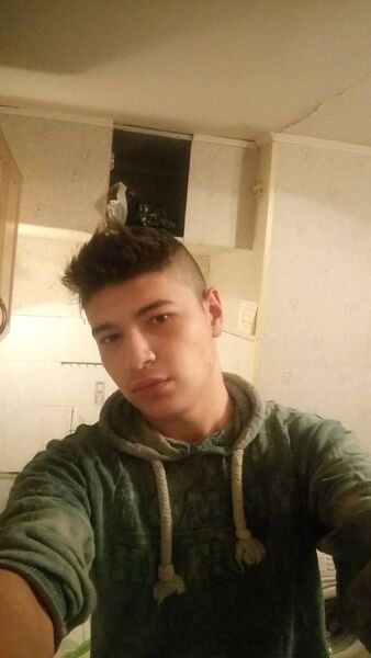  ,   Nuri, 29 ,  