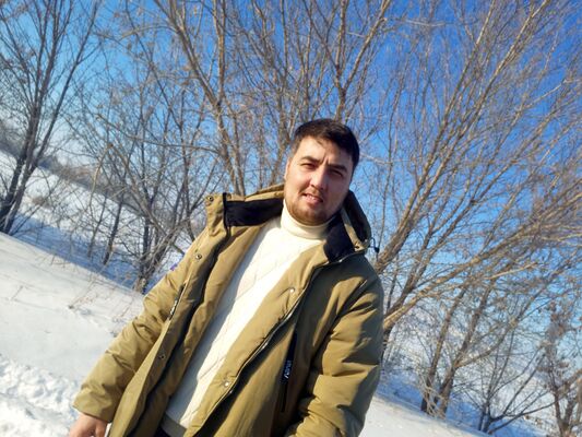  ,   Renat, 37 ,   ,   