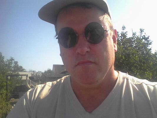  ,   Viktor, 53 ,   ,   , c 
