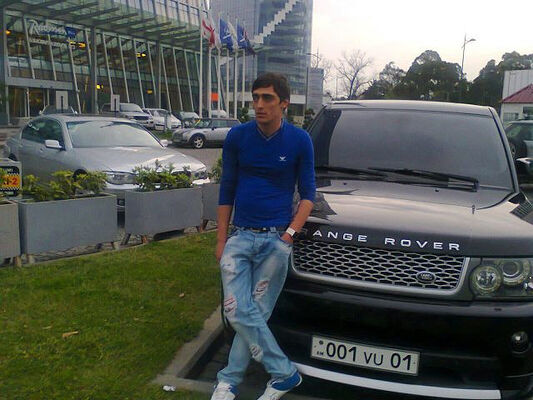  ,   Maik, 38 ,   