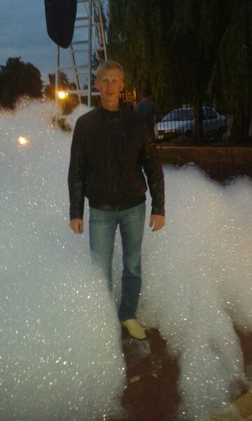  ,   Victor, 32 ,   ,   , c 