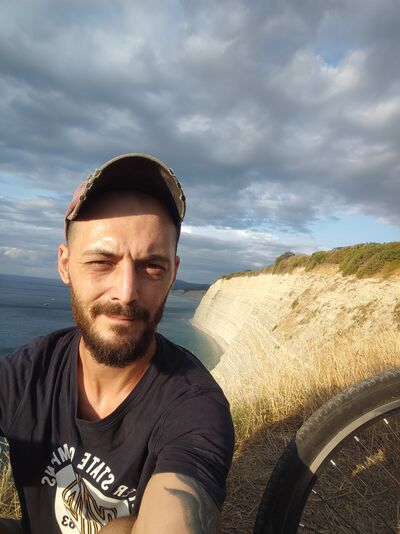  ,   , 32 ,   c 