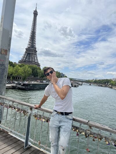  ,   Anton, 36 ,   ,   