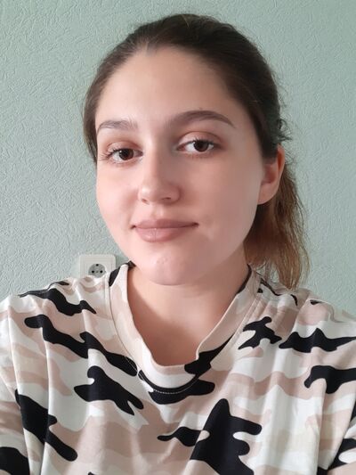  ,   Valeria, 20 ,   ,   