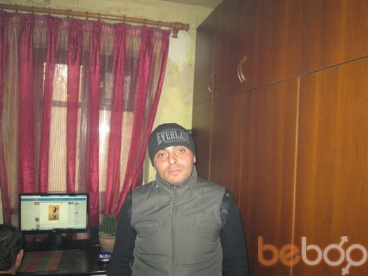  3968427  Temo, 45 ,    