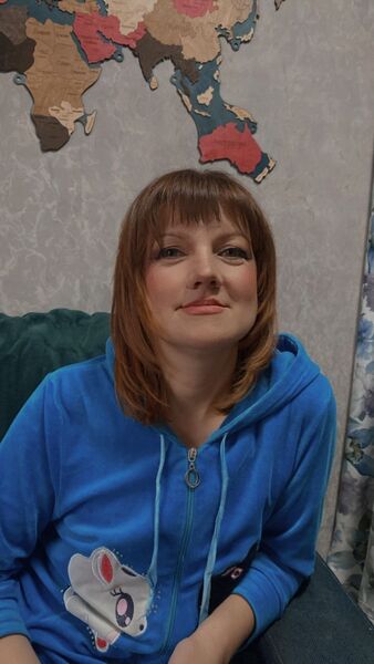  ,   Nina, 42 ,   