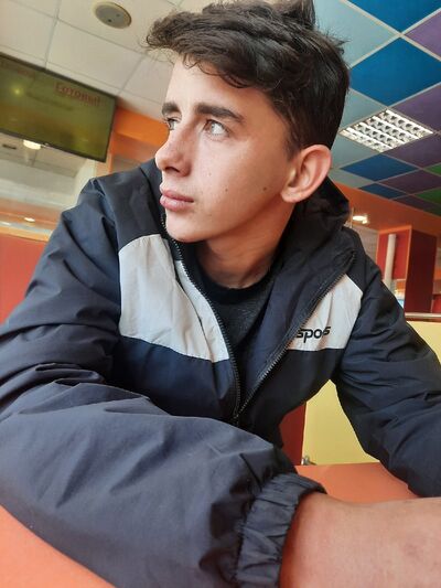  ,   Nikita, 21 ,   ,   , c , 