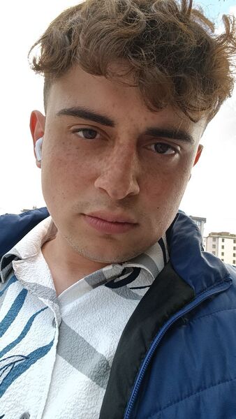  ,   Mehmet, 24 ,   ,   